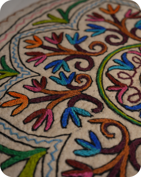 Raj Mohar - Round Rug