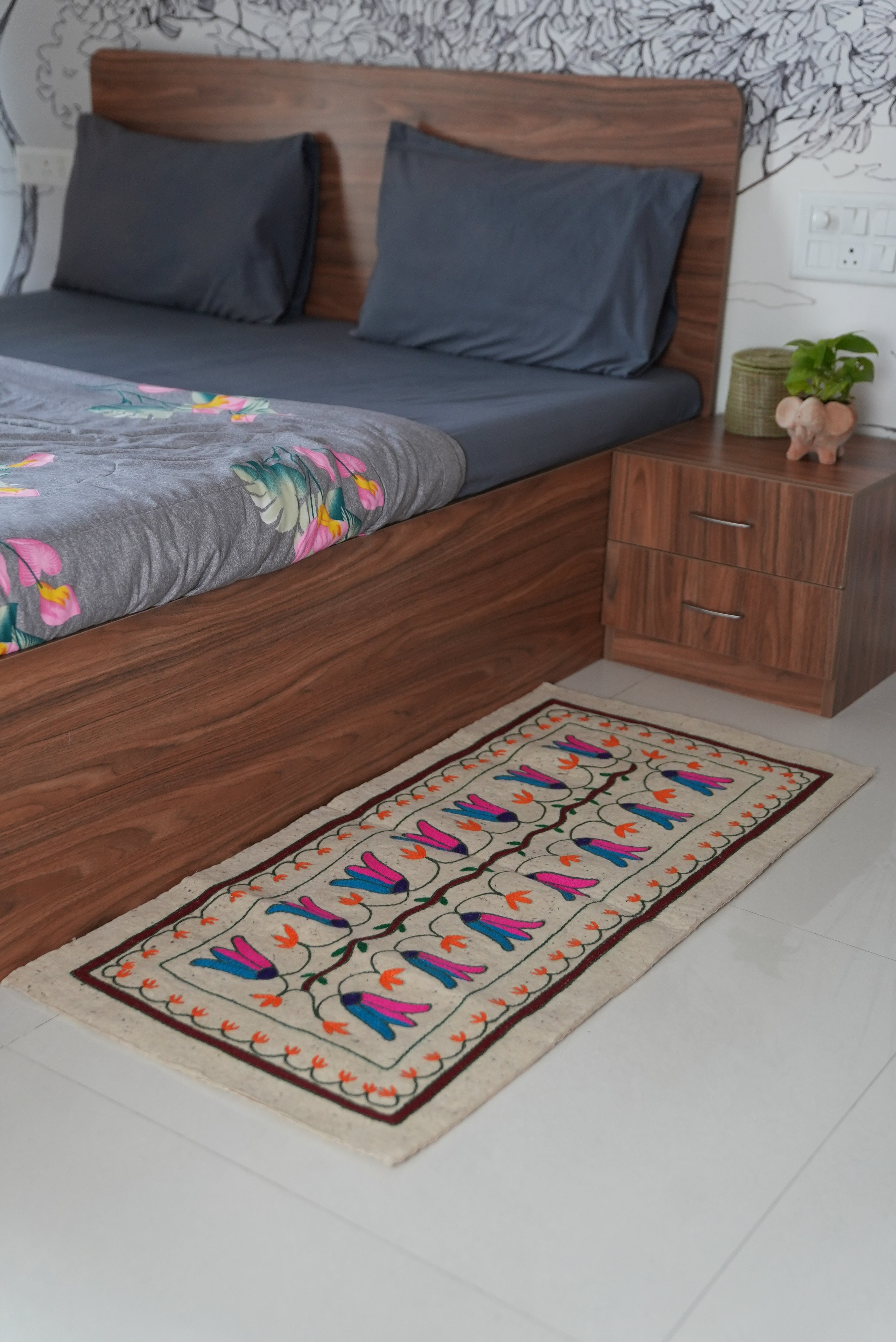 Rosy Raag- Bedside Runner