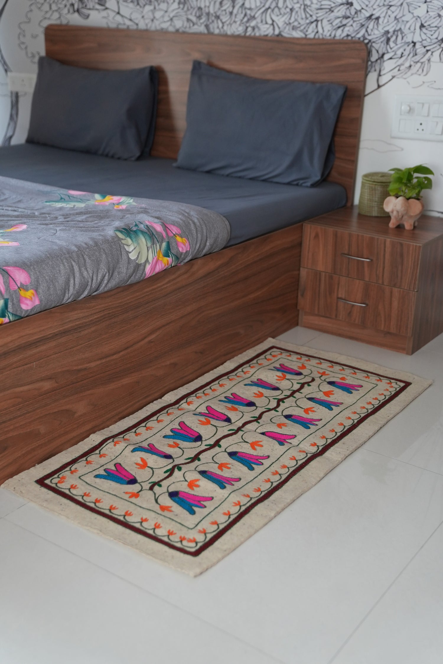 Rosy Raag- Bedside Runner