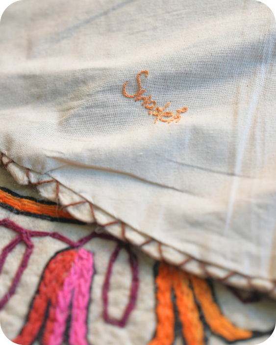 Circle of Aura- Round Rug